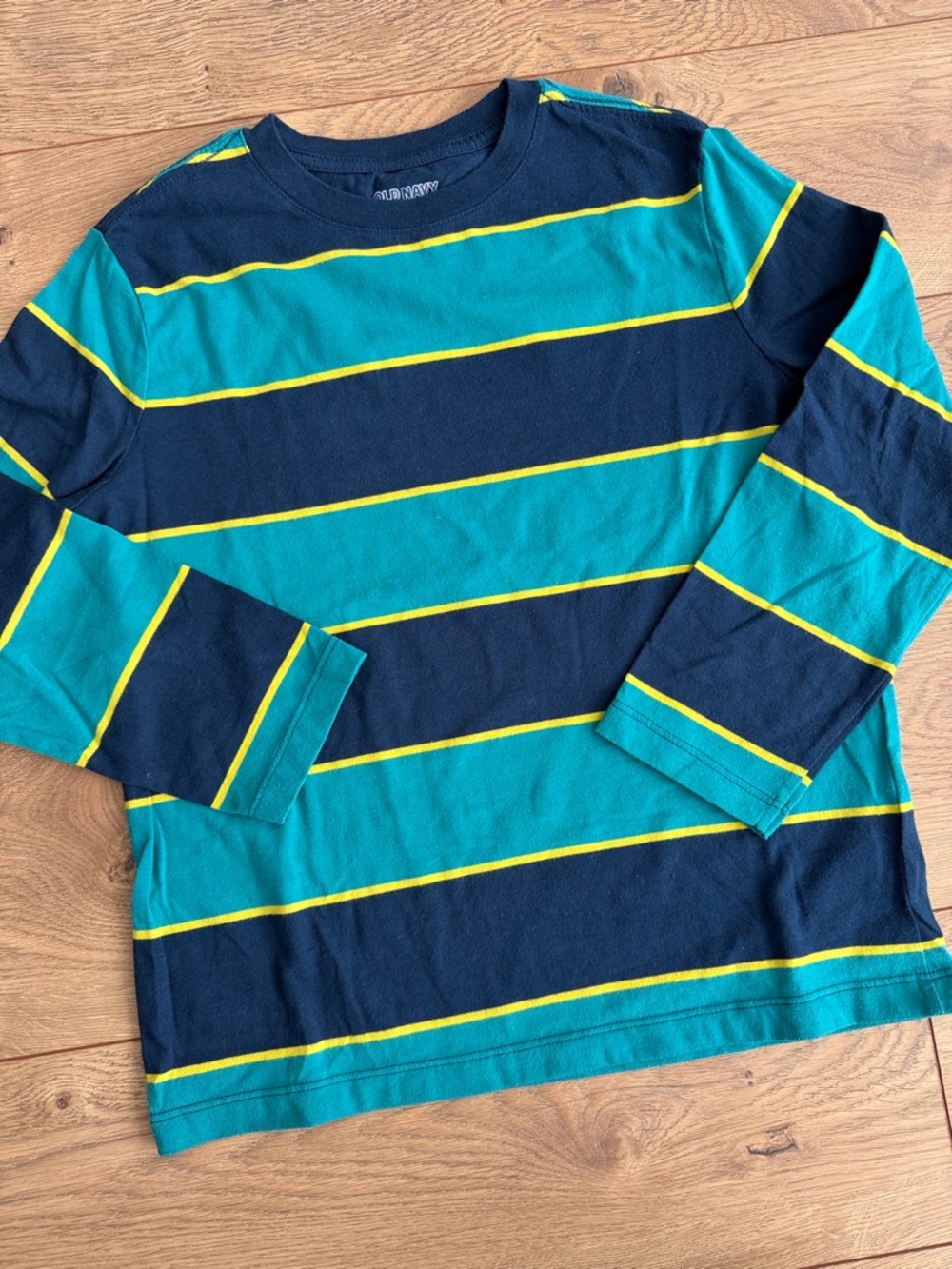 Kids Old Navy long sleeve